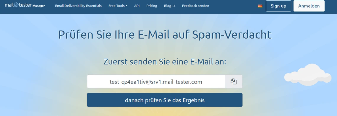Blauer Himmel mit Wolken; Überschrift 'Prüfen Sie Ihre E-Mail auf Spam-Verdacht'; Eingabefeld, dunkler Button