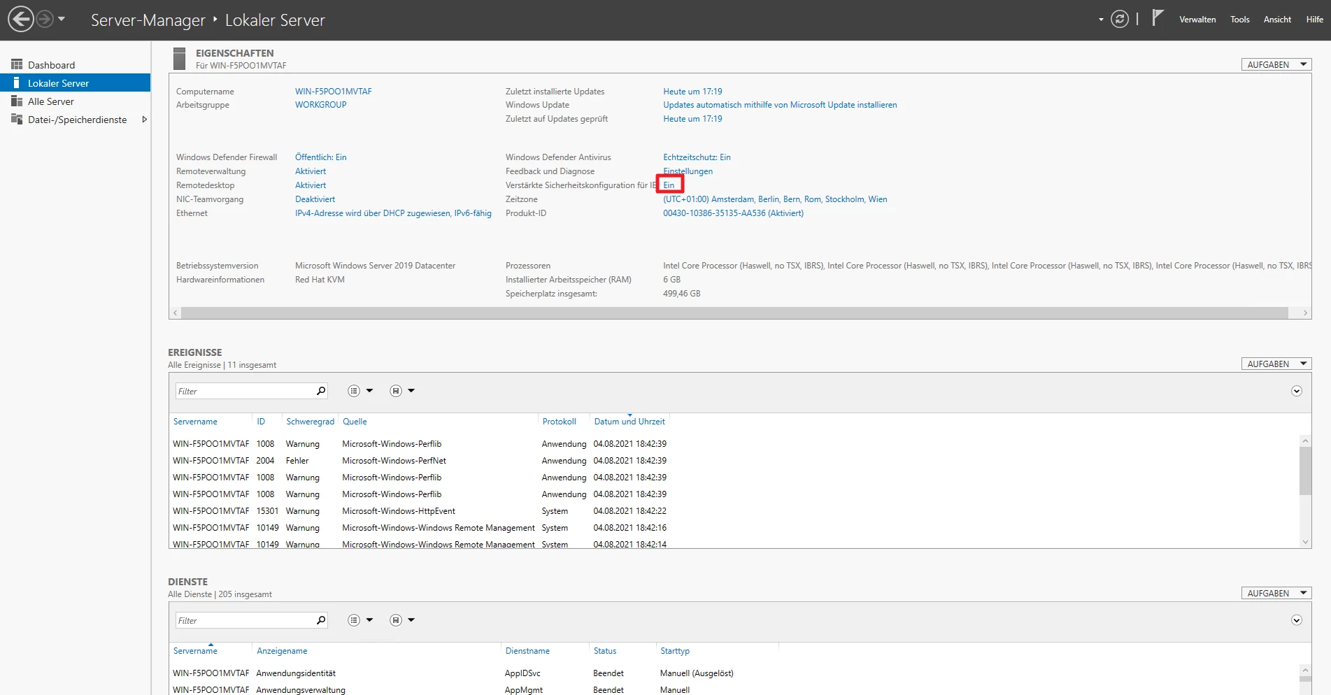 Screenshot des Windows Server Manager: linke Seitenleiste, obere Titelleiste, mehrere Tabellen mit Rollen und Logs.