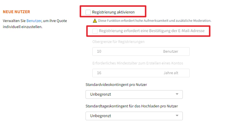 Einstellungsfenster: zwei leere Checkboxen 'Registrierung aktivieren' und 'Registrierung erfordert Bestätigung der E-Mail'.