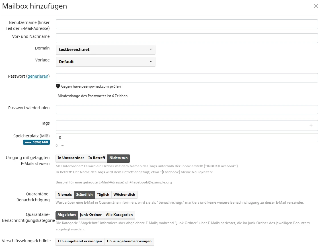 Screenshot eines Formulars zum Hinzufügen einer Mailbox mit Feldern für Benutzername, Name Domain, Passwort und Speicherplatz.