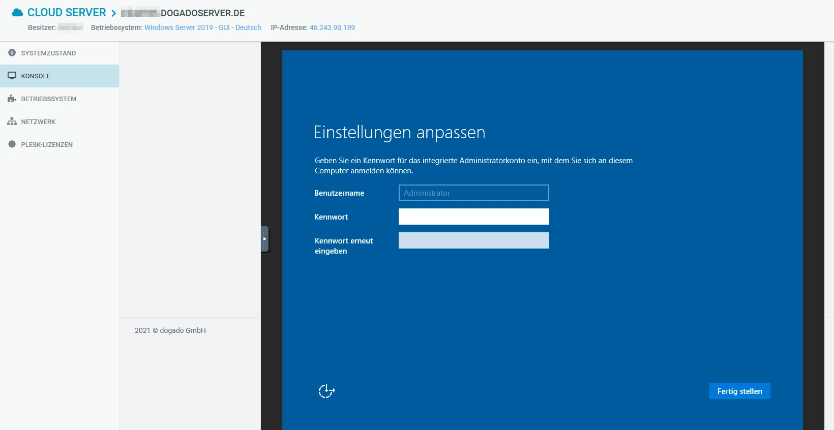 Blauer Windows-Einstellungsbildschirm mit Feldern für Benutzername, Kennwort, Kennwort erneut eingeben; Button Fertig stellen.