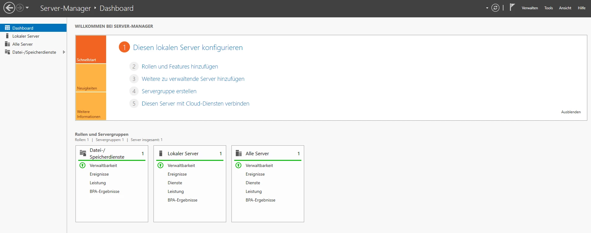 Screenshot des Windows Server Manager-Dashboards: linke Navigationsleiste, zentrale Kacheln zur Serverkonfiguration.