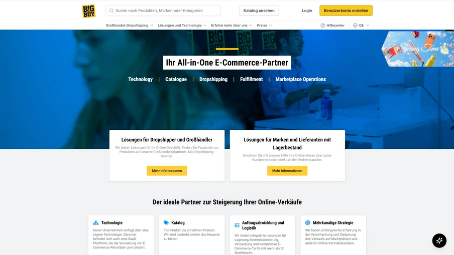 Homepage-Hauptbanner auf blauem Hintergrund, Logo links, Suchleiste oben, Navigationsleiste; zwei weiße Karten mit gelben Buttons.