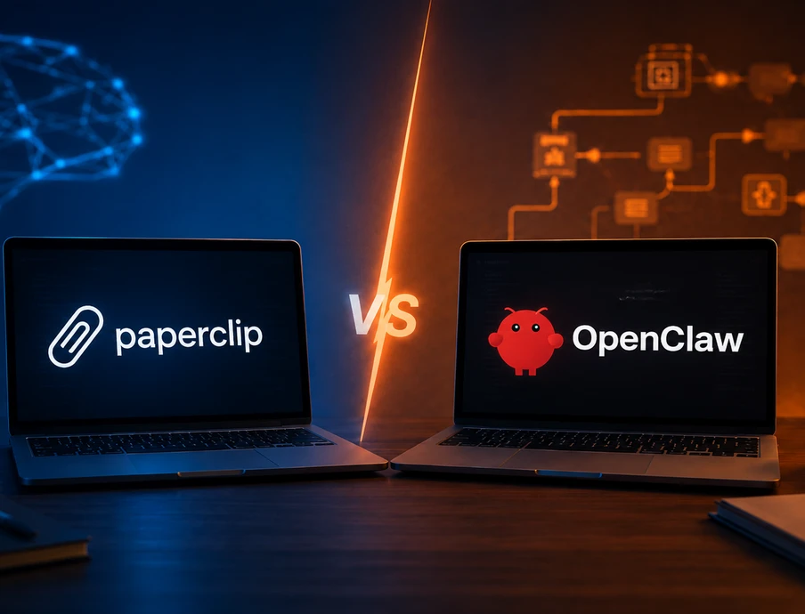 Zwei Laptops auf einem Tisch, links Paperclip, rechts OpenClaw, dazwischen VS; blauer Netzwerk- und orangener Hintergrund.